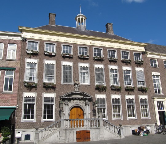 Raam Marres-Franquinet in het Stadhuis van Maastricht