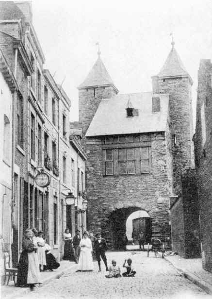 De helstraat in het jaar 1904