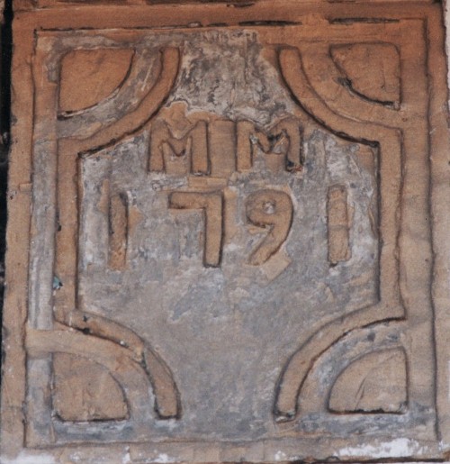 Steen met inscriptie MM en jaartal 1791